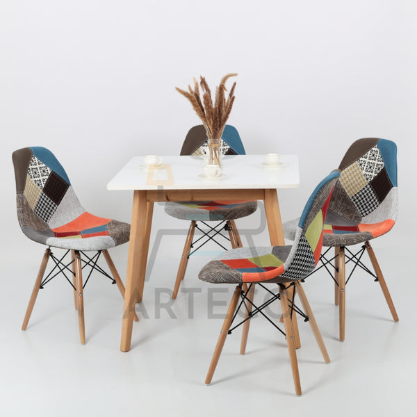 Oasis Carré Blanche Et 4 Chaises Patchwork