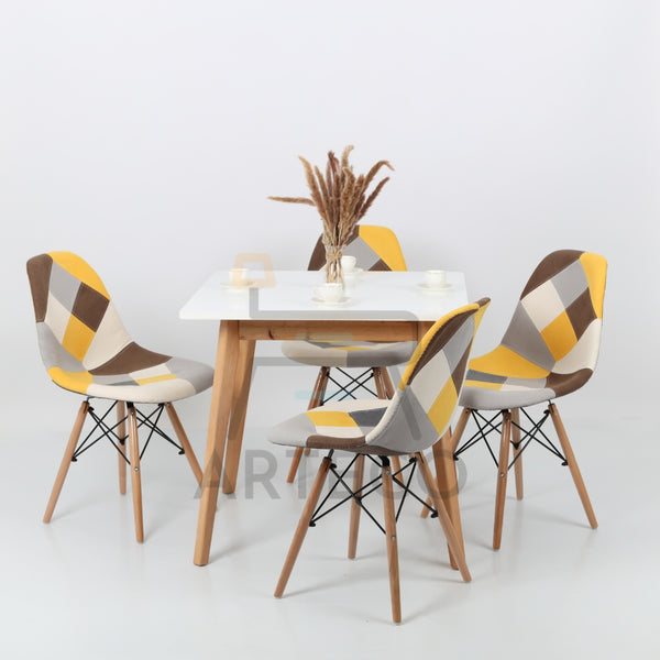 Oasis Carré Blanche Et 4 Chaises Patchwork