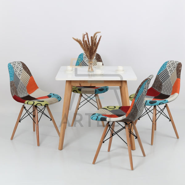 Oasis Carré Blanche Et 4 Chaises Patchwork